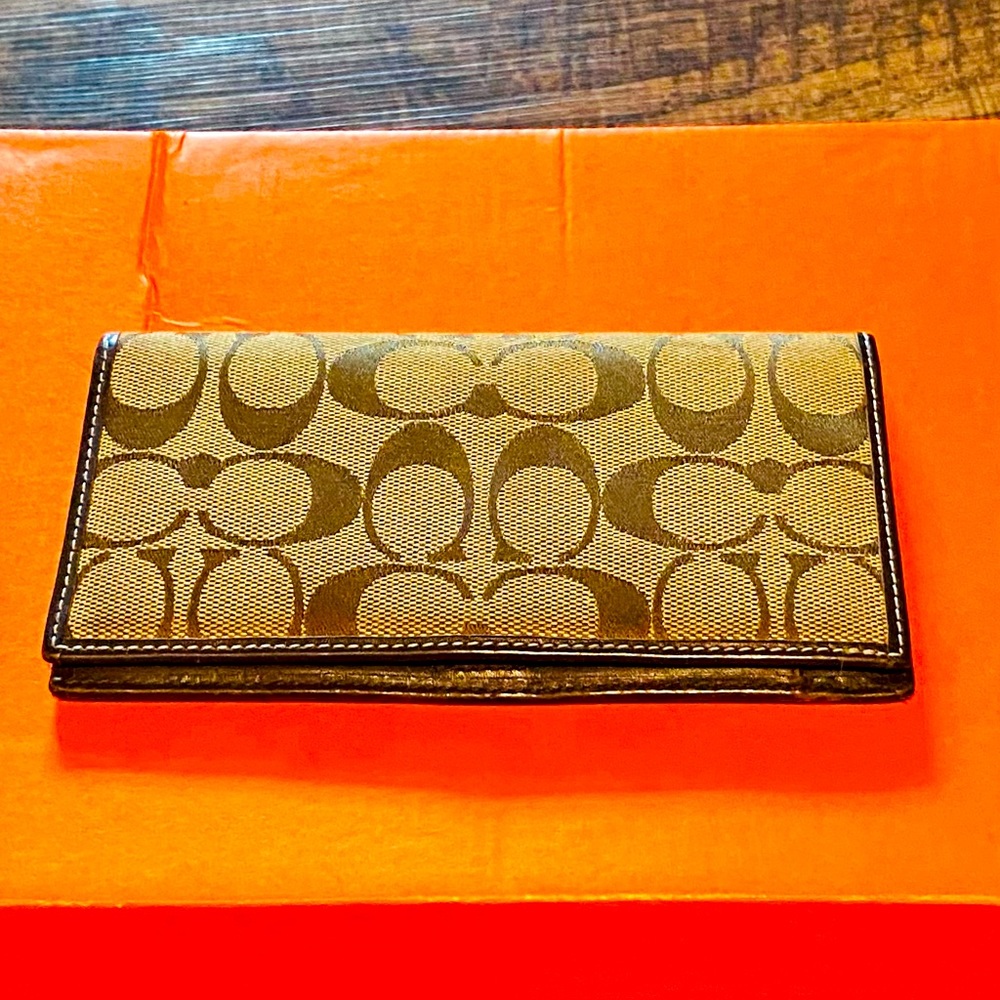 Coach Wallet - Picture 2 of 3